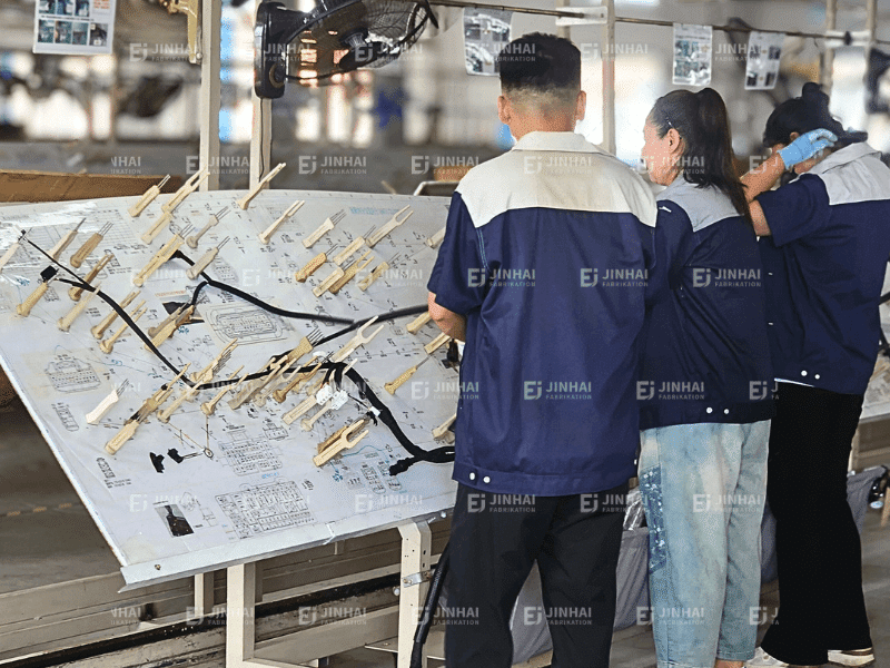 Kekhawatiran Utama bagi Perusahaan Saat Mengadakan Kawat Harness Khusus