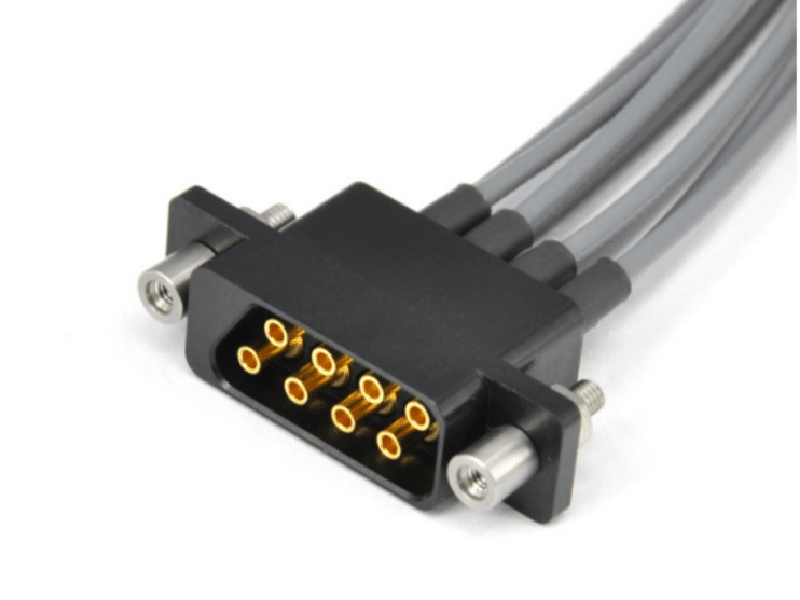 Conjunto de cables coaxiales multicanal