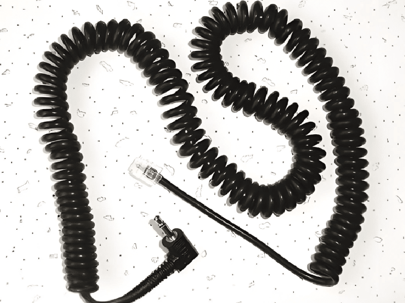 Conjunto de cable retráctil